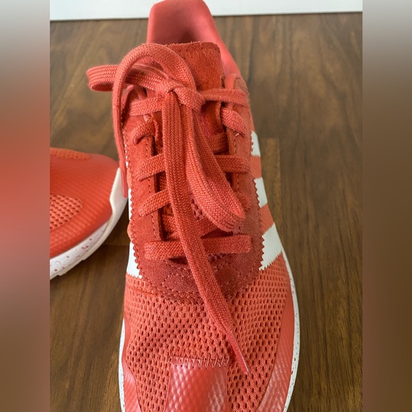 Adidas women’s Red Sneakers (size 8) - Picture 6 of 9